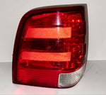 2003-2006 FORD EXPEDITION DRIVER LEFT TAIL LIGHT