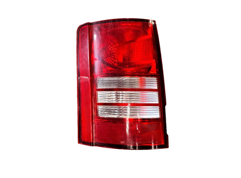 2008-2010 CHRYSLER TOWN & COUNTRY LEFT DRIVER TAIL LIGHT